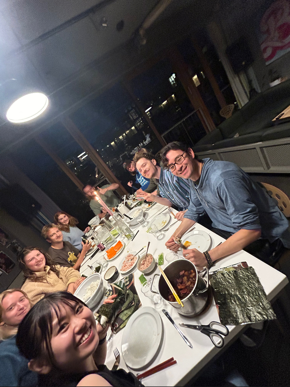 写真２ コモンディナーでの日本食